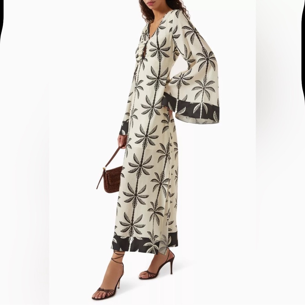 LA MAISE STUDIO Abena Midi Dress | Black White Tropical lNWT, L
$198 $300